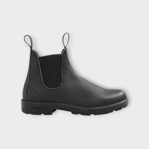 Blundstone Black Leather Chelsea Boots